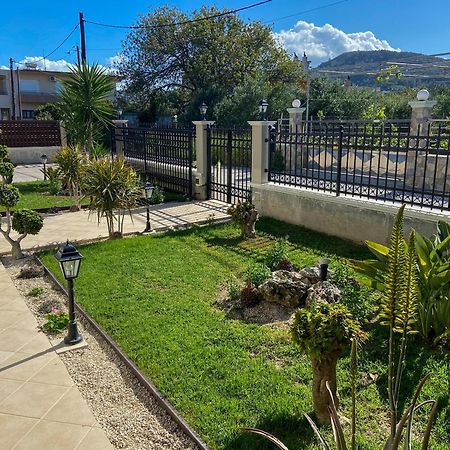 קרמסטי Simplycity Homestay Apartments מראה חיצוני תמונה