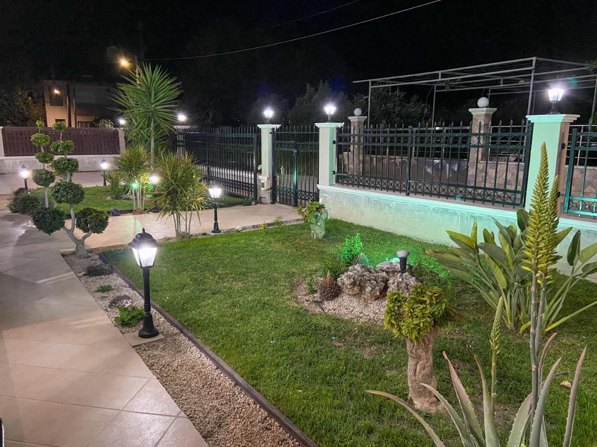 קרמסטי Simplycity Homestay Apartments מראה חיצוני תמונה